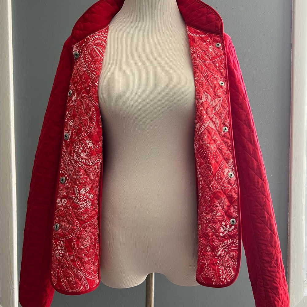 Red jacket - Picture 2 of 5